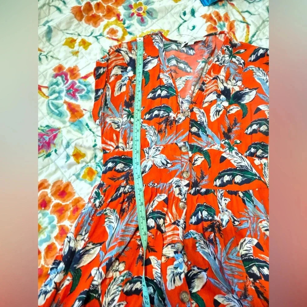 LOFT Midi Dress Red Floral Tropical Fit Flare 2p missing belt but still cute - Picture 9 of 9